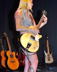 Q_bY-04Ec75MqrpT9-MP4Q25A7RHTPuBaeugoefWcWw