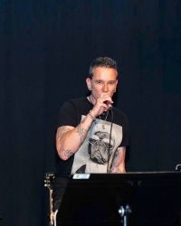 -yUsoQLShDSq_wUjH571uyLXjPr8XFLq5yddXKeMUsc